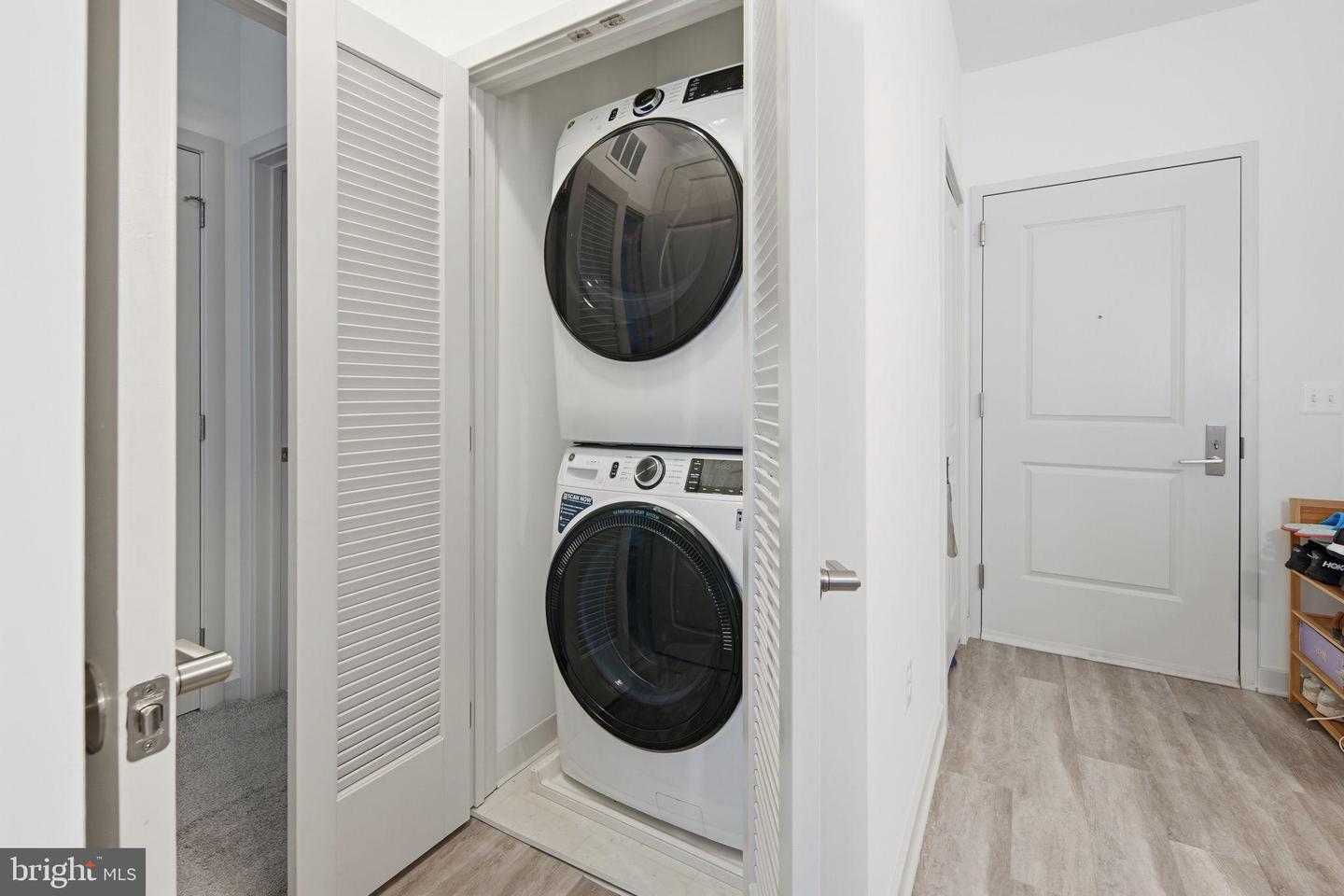 10755 FAIRGROUNDS DR #102, FAIRFAX, Virginia 22030, 1 Bedroom Bedrooms, 5 Rooms Rooms,1 BathroomBathrooms,Residential,For sale,10755 FAIRGROUNDS DR #102,VAFC2007498 MLS # VAFC2007498 10755 FAIRGROUNDS DR #102, FAIRFAX, Virginia 22030, 1 Bedroom Bedrooms, 5 Rooms Rooms,1 BathroomBathrooms,Residential,For sale,10755 FAIRGROUNDS DR #102,VAFC2007498 MLS # VAFC2007498