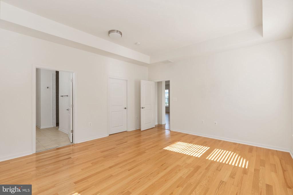 12211 GLEN OAKS DR, FREDERICKSBURG, Virginia 22407, 2 Bedrooms Bedrooms, ,2 BathroomsBathrooms,Residential,12211 GLEN OAKS DR,VASP2035944 MLS # VASP2035944