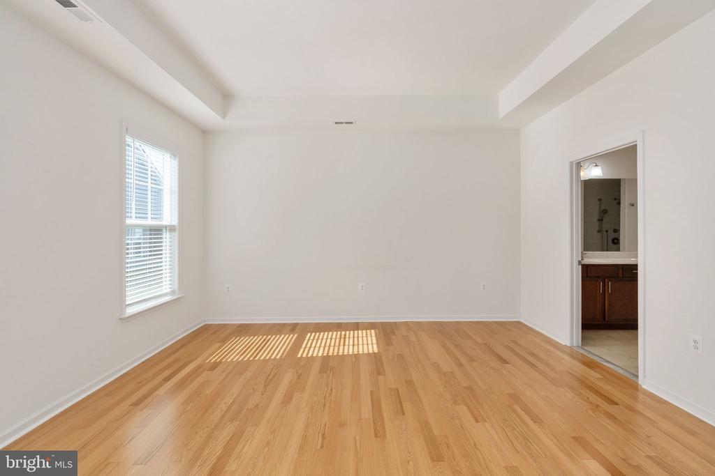 12211 GLEN OAKS DR, FREDERICKSBURG, Virginia 22407, 2 Bedrooms Bedrooms, ,2 BathroomsBathrooms,Residential,12211 GLEN OAKS DR,VASP2035944 MLS # VASP2035944