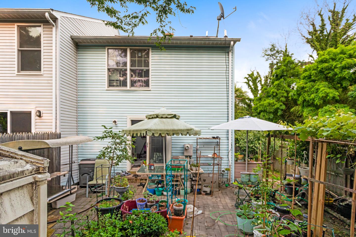 7566 WOOD MIST LN, FALLS CHURCH, Virginia 22043, 3 Bedrooms Bedrooms, ,1 BathroomBathrooms,Residential,For sale,7566 WOOD MIST LN,VAFX2244250 MLS # VAFX2244250