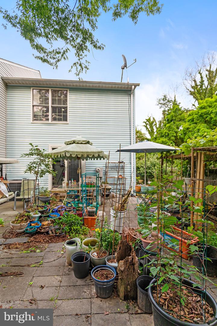 7566 WOOD MIST LN, FALLS CHURCH, Virginia 22043, 3 Bedrooms Bedrooms, ,1 BathroomBathrooms,Residential,For sale,7566 WOOD MIST LN,VAFX2244250 MLS # VAFX2244250