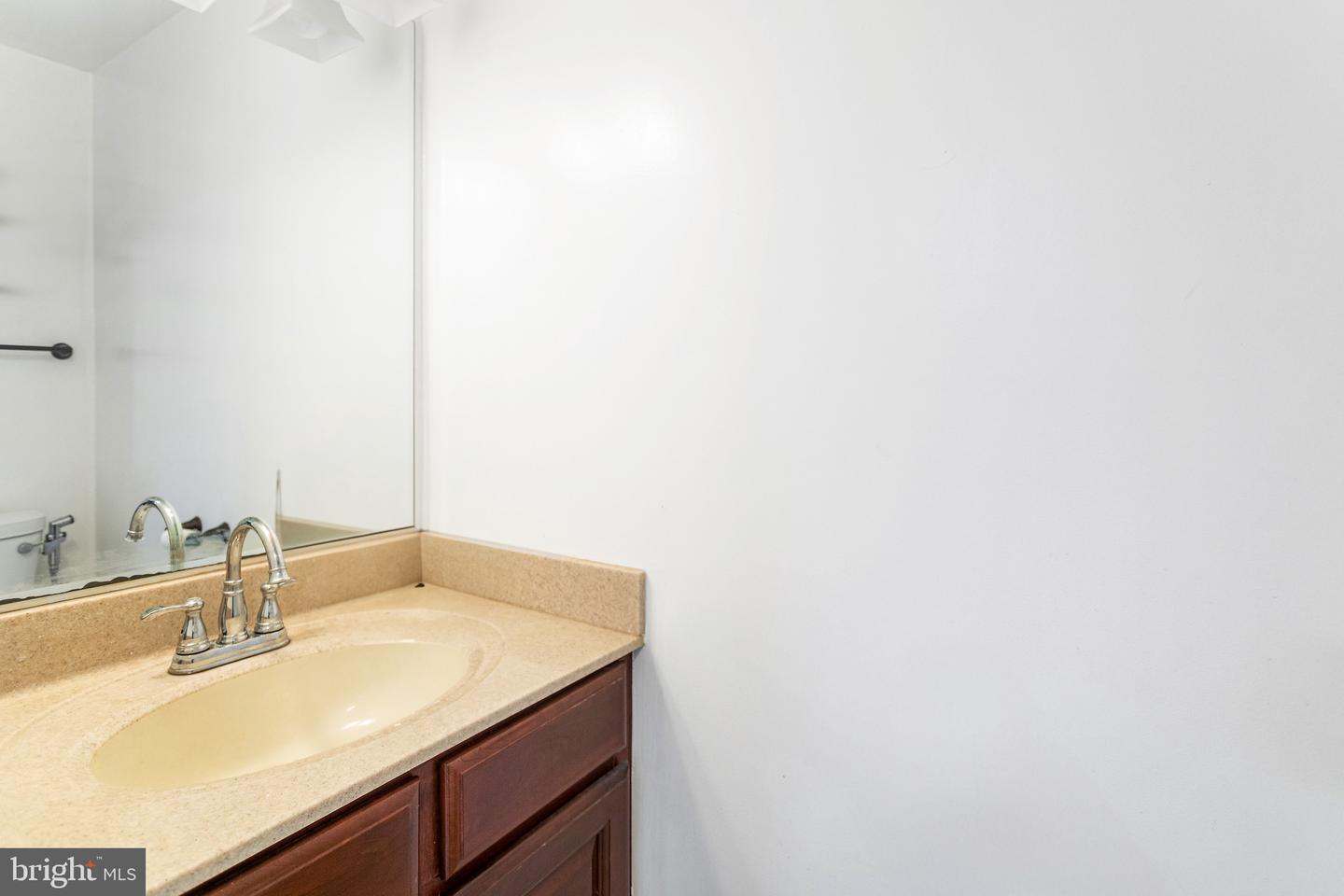 7566 WOOD MIST LN, FALLS CHURCH, Virginia 22043, 3 Bedrooms Bedrooms, ,1 BathroomBathrooms,Residential,For sale,7566 WOOD MIST LN,VAFX2244250 MLS # VAFX2244250