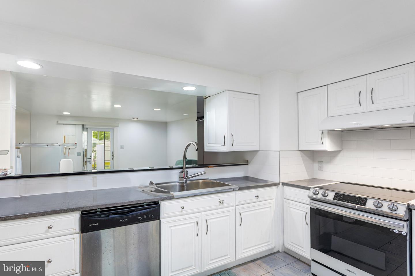 7566 WOOD MIST LN, FALLS CHURCH, Virginia 22043, 3 Bedrooms Bedrooms, ,1 BathroomBathrooms,Residential,For sale,7566 WOOD MIST LN,VAFX2244250 MLS # VAFX2244250