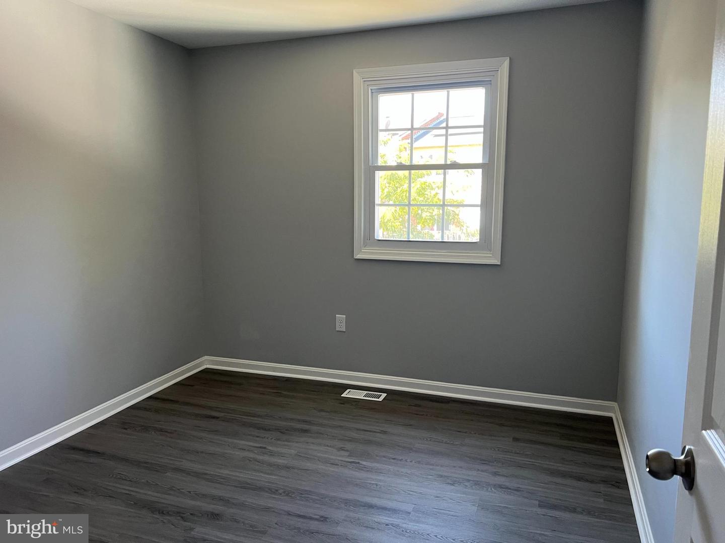 3807 PORT HOPE PT, TRIANGLE, Virginia 22172, 3 Bedrooms Bedrooms, ,1 BathroomBathrooms,Residential,For sale,3807 PORT HOPE PT,VAPW2098330 MLS # VAPW2098330 3807 PORT HOPE PT, TRIANGLE, Virginia 22172, 3 Bedrooms Bedrooms, ,1 BathroomBathrooms,Residential,For sale,3807 PORT HOPE PT,VAPW2098330 MLS # VAPW2098330