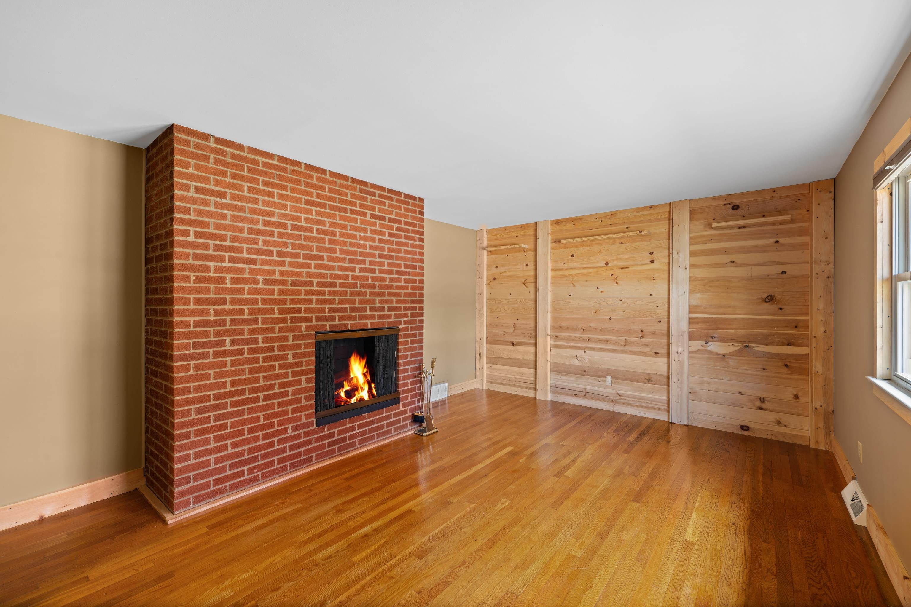 1358 KEESLING AVE, WAYNESBORO, Virginia 22980, 4 Bedrooms Bedrooms, ,1 BathroomBathrooms,Residential,1358 KEESLING AVE,671008 MLS # 671008 1358 KEESLING AVE, WAYNESBORO, Virginia 22980, 4 Bedrooms Bedrooms, ,1 BathroomBathrooms,Residential,1358 KEESLING AVE,671008 MLS # 671008