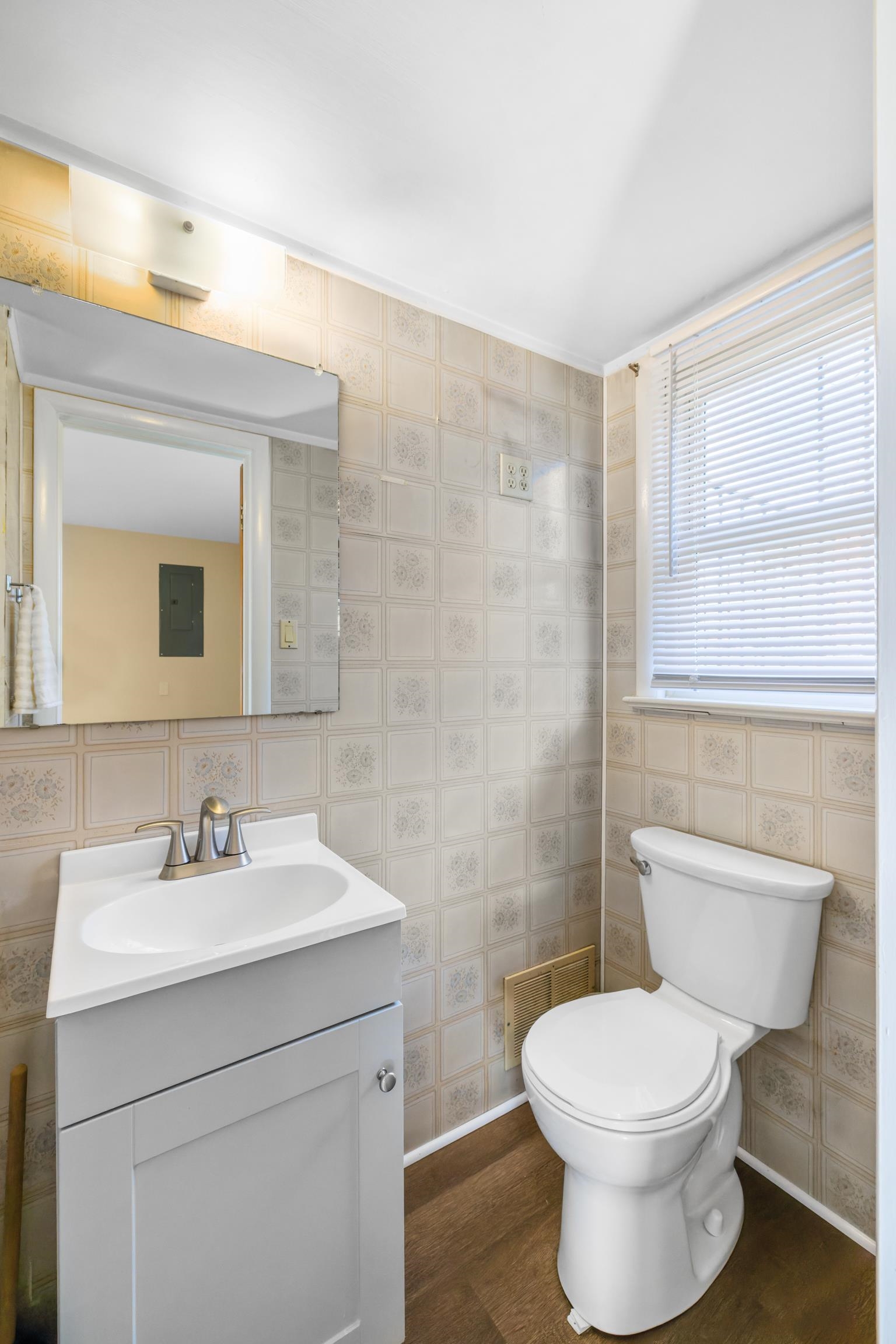 1358 KEESLING AVE, WAYNESBORO, Virginia 22980, 4 Bedrooms Bedrooms, ,1 BathroomBathrooms,Residential,1358 KEESLING AVE,671008 MLS # 671008 1358 KEESLING AVE, WAYNESBORO, Virginia 22980, 4 Bedrooms Bedrooms, ,1 BathroomBathrooms,Residential,1358 KEESLING AVE,671008 MLS # 671008