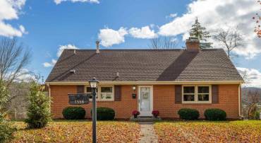 1358 KEESLING AVE, WAYNESBORO, Virginia 22980, 4 Bedrooms Bedrooms, ,1 BathroomBathrooms,Residential,1358 KEESLING AVE,671008 MLS # 671008