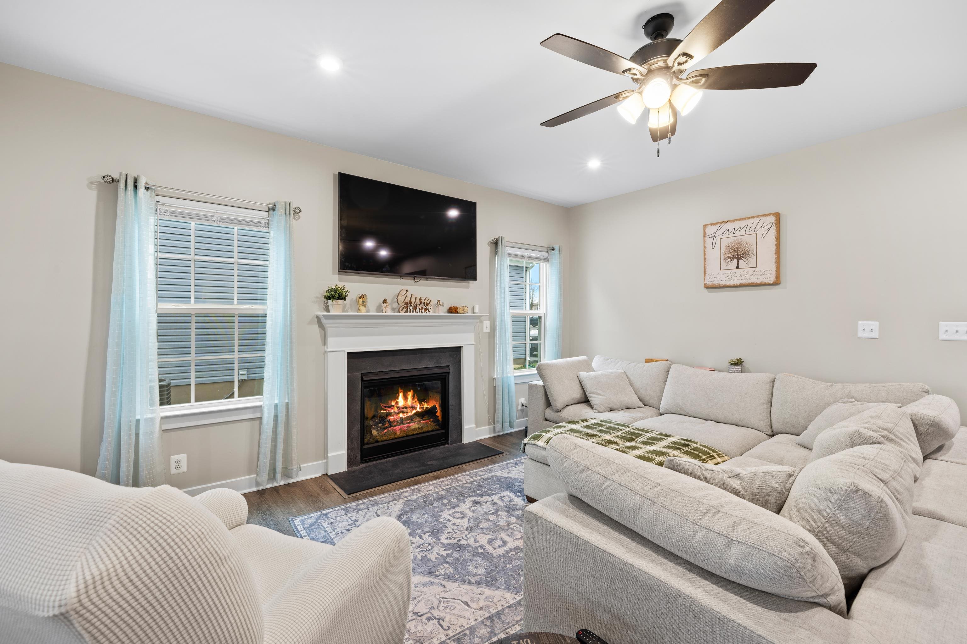 10166 OAK CIRCLE LN, MCGAHEYSVILLE, Virginia 22840, 6 Bedrooms Bedrooms, ,4 BathroomsBathrooms,Residential,10166 OAK CIRCLE LN,671461 MLS # 671461 10166 OAK CIRCLE LN, MCGAHEYSVILLE, Virginia 22840, 6 Bedrooms Bedrooms, ,4 BathroomsBathrooms,Residential,10166 OAK CIRCLE LN,671461 MLS # 671461