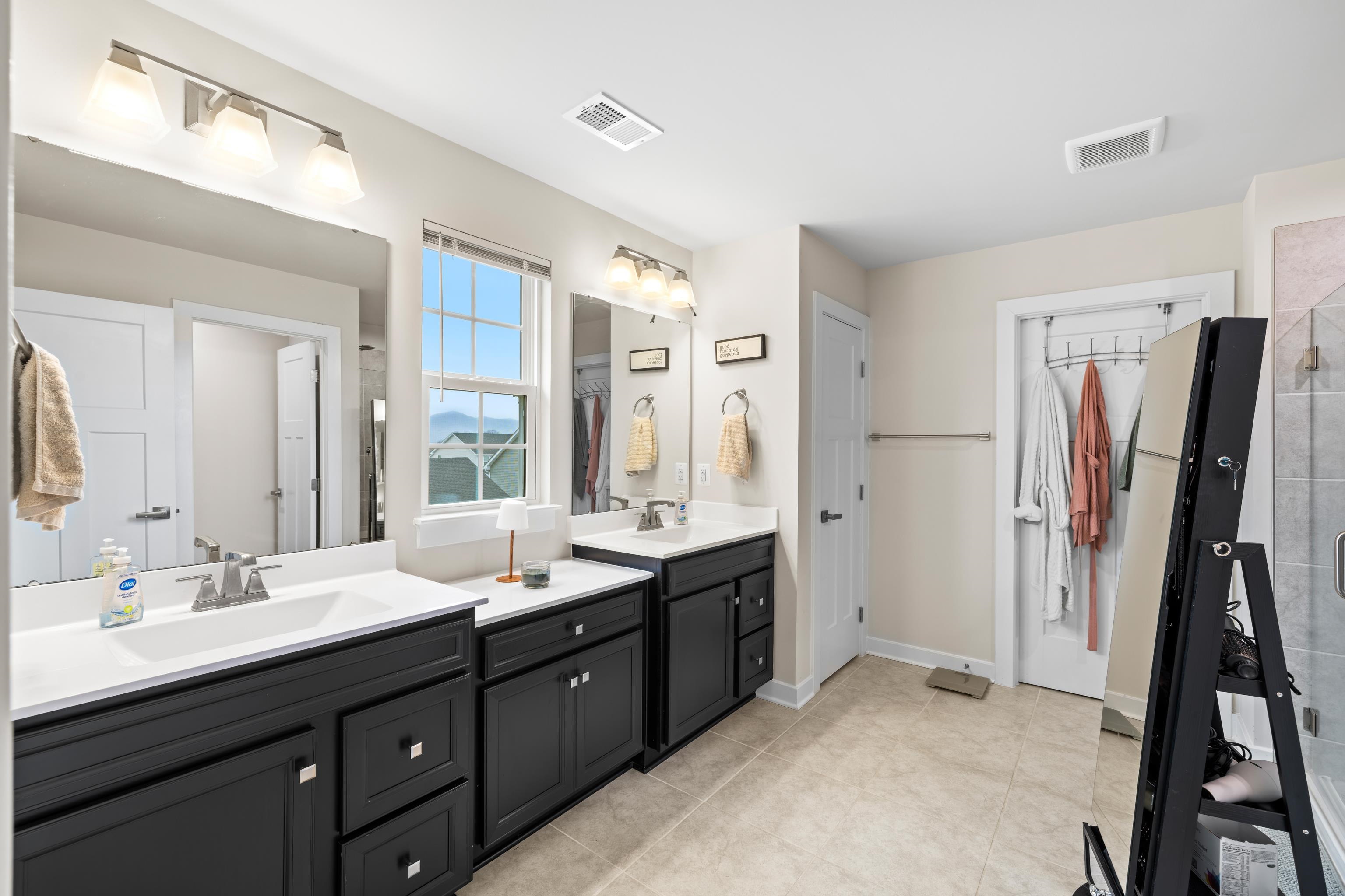 10166 OAK CIRCLE LN, MCGAHEYSVILLE, Virginia 22840, 6 Bedrooms Bedrooms, ,4 BathroomsBathrooms,Residential,10166 OAK CIRCLE LN,671461 MLS # 671461 10166 OAK CIRCLE LN, MCGAHEYSVILLE, Virginia 22840, 6 Bedrooms Bedrooms, ,4 BathroomsBathrooms,Residential,10166 OAK CIRCLE LN,671461 MLS # 671461