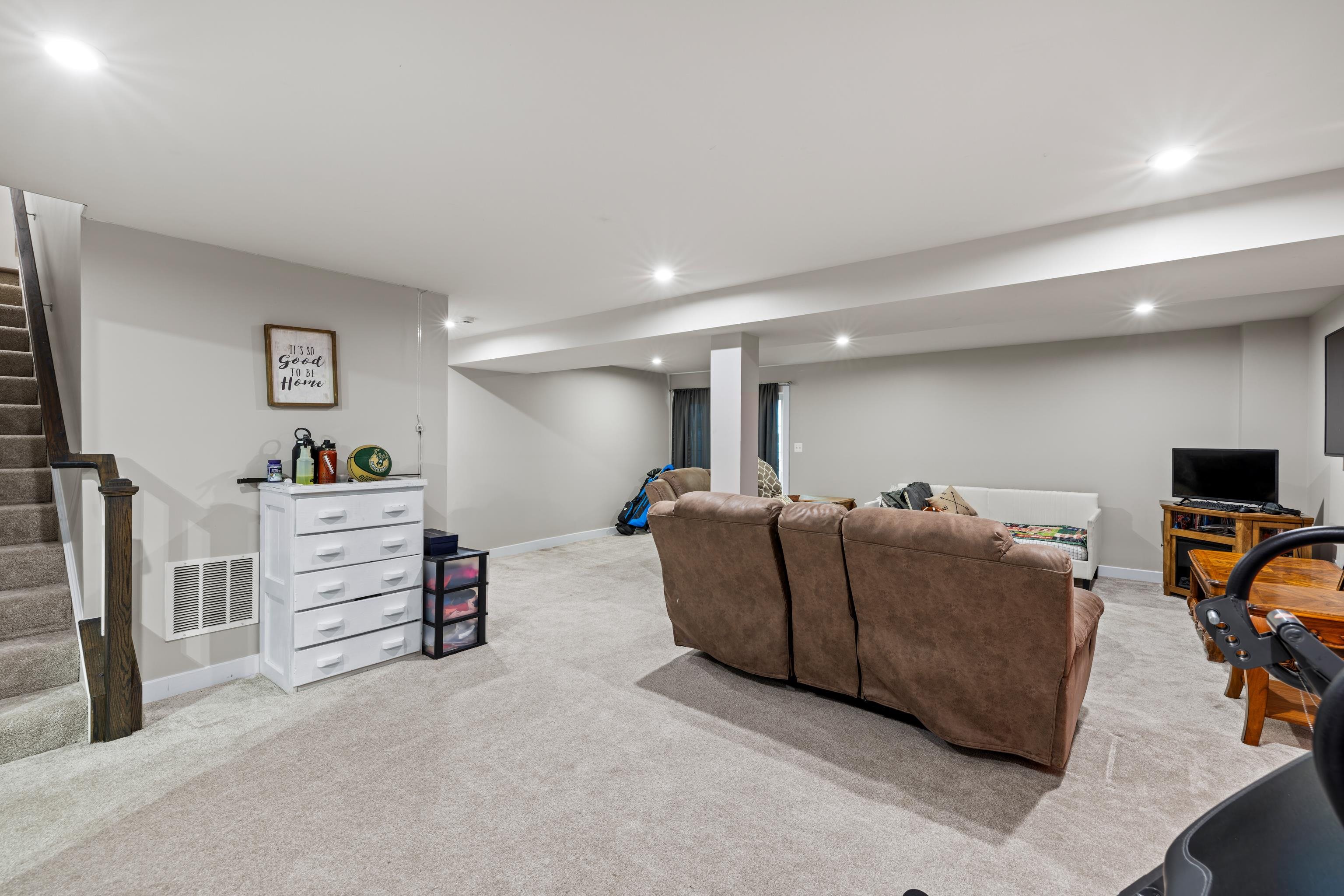 10166 OAK CIRCLE LN, MCGAHEYSVILLE, Virginia 22840, 6 Bedrooms Bedrooms, ,4 BathroomsBathrooms,Residential,10166 OAK CIRCLE LN,671461 MLS # 671461 10166 OAK CIRCLE LN, MCGAHEYSVILLE, Virginia 22840, 6 Bedrooms Bedrooms, ,4 BathroomsBathrooms,Residential,10166 OAK CIRCLE LN,671461 MLS # 671461