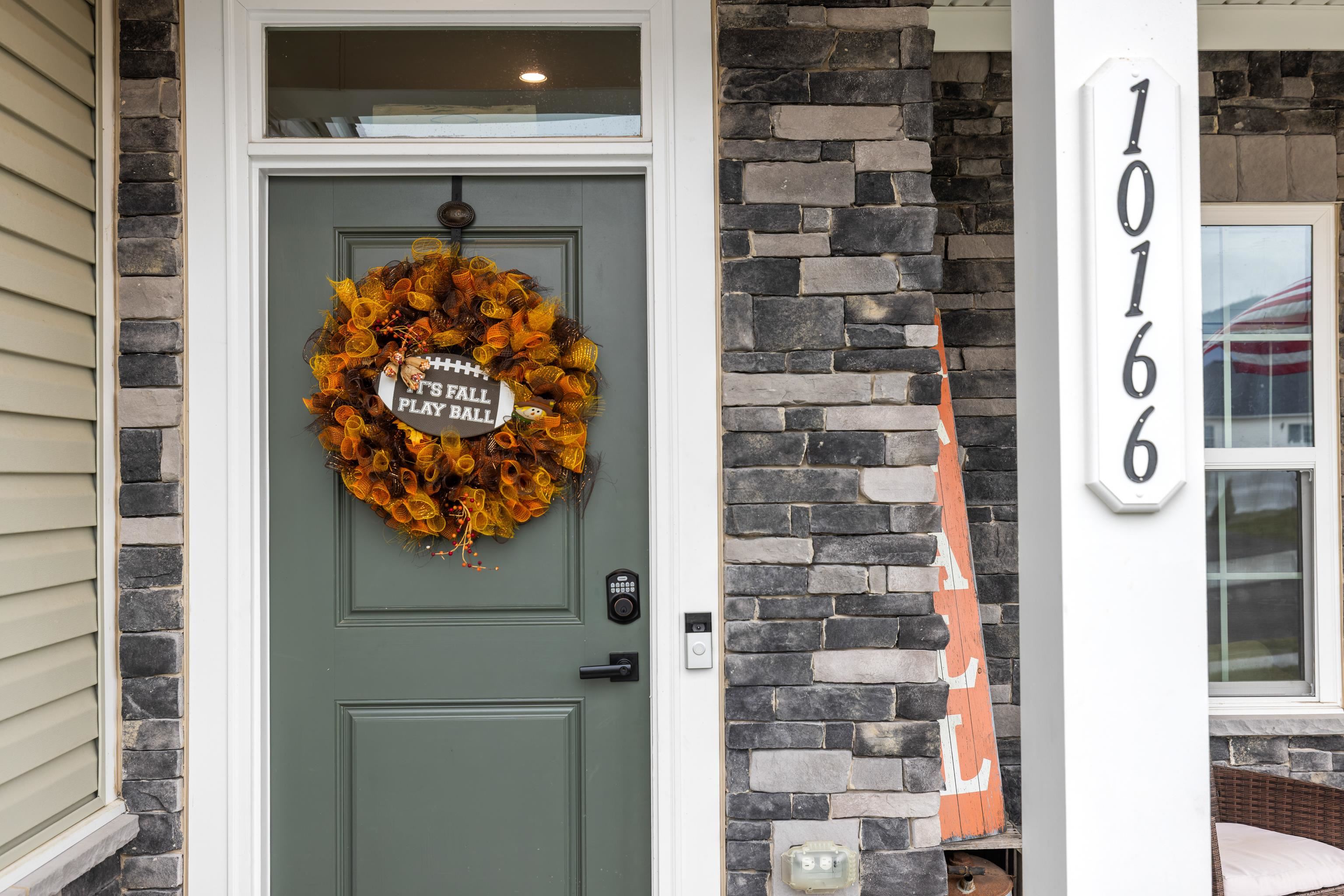 10166 OAK CIRCLE LN, MCGAHEYSVILLE, Virginia 22840, 6 Bedrooms Bedrooms, ,4 BathroomsBathrooms,Residential,10166 OAK CIRCLE LN,671461 MLS # 671461 10166 OAK CIRCLE LN, MCGAHEYSVILLE, Virginia 22840, 6 Bedrooms Bedrooms, ,4 BathroomsBathrooms,Residential,10166 OAK CIRCLE LN,671461 MLS # 671461