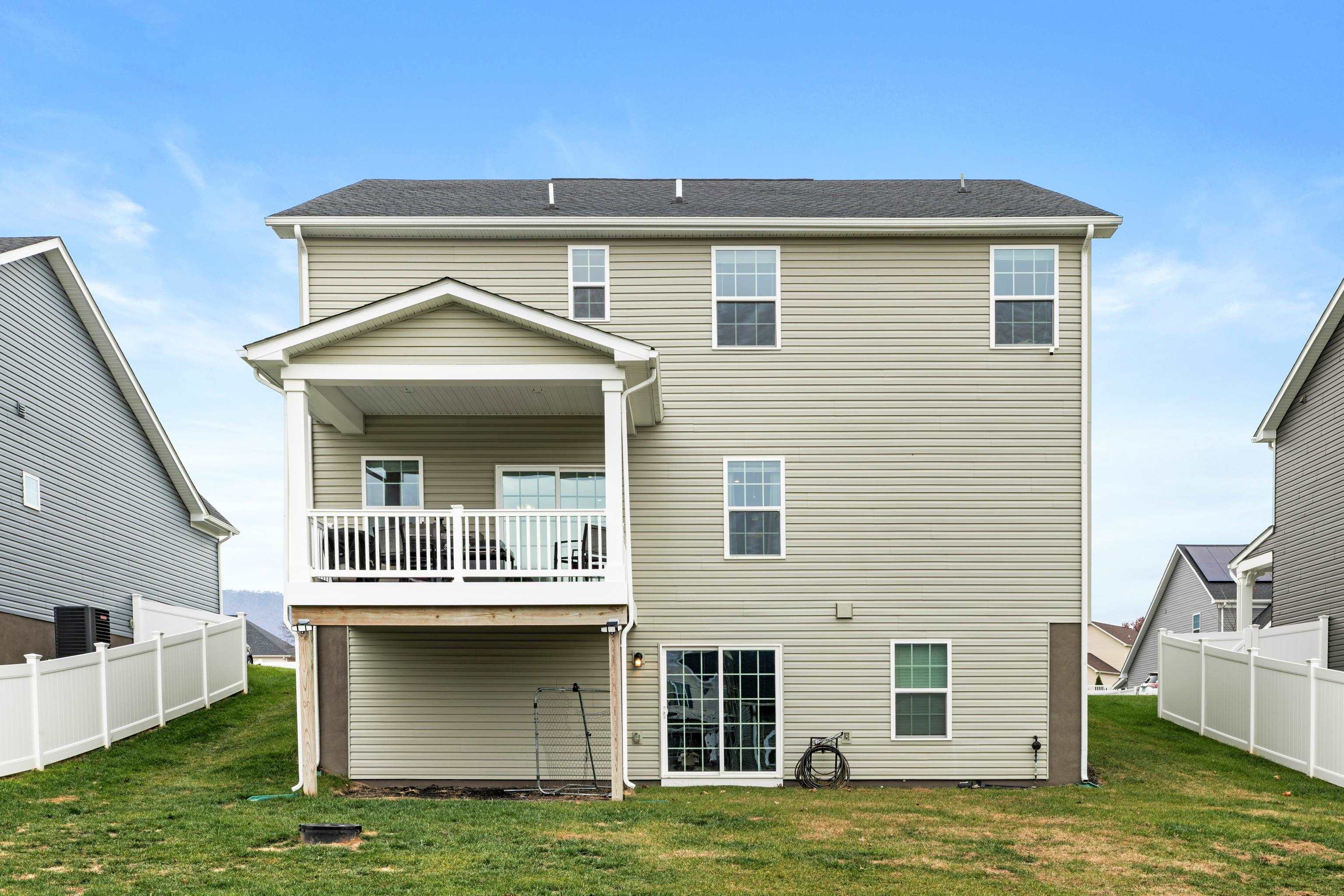 10166 OAK CIRCLE LN, MCGAHEYSVILLE, Virginia 22840, 6 Bedrooms Bedrooms, ,4 BathroomsBathrooms,Residential,10166 OAK CIRCLE LN,671461 MLS # 671461 10166 OAK CIRCLE LN, MCGAHEYSVILLE, Virginia 22840, 6 Bedrooms Bedrooms, ,4 BathroomsBathrooms,Residential,10166 OAK CIRCLE LN,671461 MLS # 671461