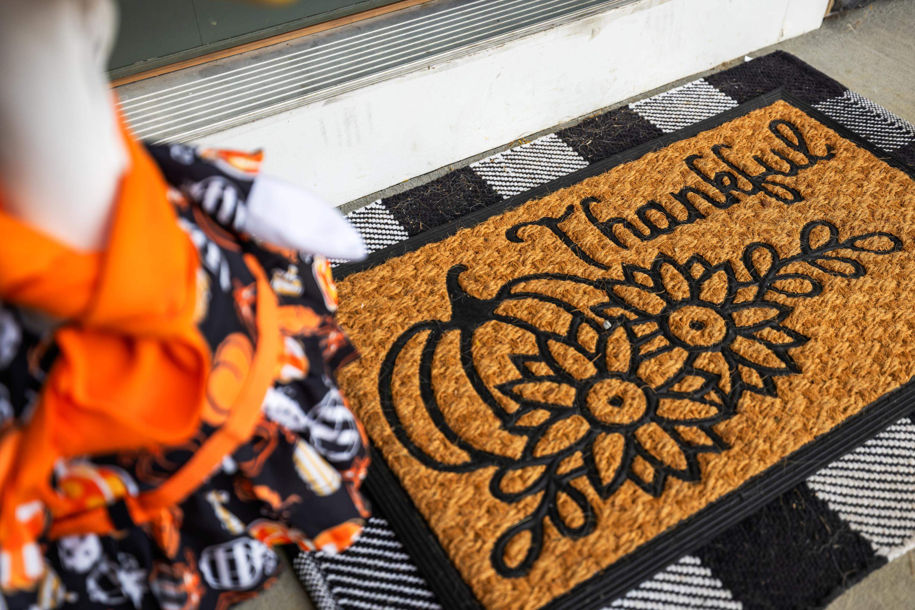 10166 OAK CIRCLE LN, MCGAHEYSVILLE, Virginia 22840, 6 Bedrooms Bedrooms, ,4 BathroomsBathrooms,Residential,10166 OAK CIRCLE LN,671461 MLS # 671461 10166 OAK CIRCLE LN, MCGAHEYSVILLE, Virginia 22840, 6 Bedrooms Bedrooms, ,4 BathroomsBathrooms,Residential,10166 OAK CIRCLE LN,671461 MLS # 671461