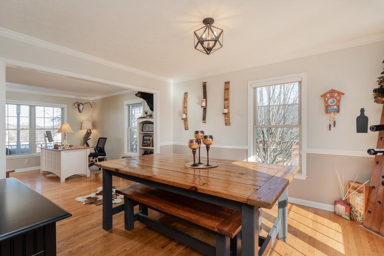 219 NORTHVIEW DR, DAYTON, Virginia 22821, 4 Bedrooms Bedrooms, ,2 BathroomsBathrooms,Residential,219 NORTHVIEW DR,671465 MLS # 671465 219 NORTHVIEW DR, DAYTON, Virginia 22821, 4 Bedrooms Bedrooms, ,2 BathroomsBathrooms,Residential,219 NORTHVIEW DR,671465 MLS # 671465