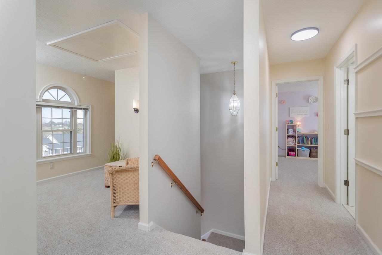 219 NORTHVIEW DR, DAYTON, Virginia 22821, 4 Bedrooms Bedrooms, ,2 BathroomsBathrooms,Residential,219 NORTHVIEW DR,671465 MLS # 671465 219 NORTHVIEW DR, DAYTON, Virginia 22821, 4 Bedrooms Bedrooms, ,2 BathroomsBathrooms,Residential,219 NORTHVIEW DR,671465 MLS # 671465