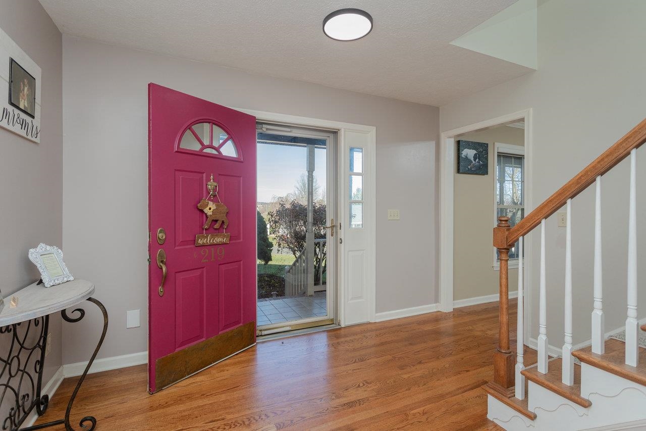 219 NORTHVIEW DR, DAYTON, Virginia 22821, 4 Bedrooms Bedrooms, ,2 BathroomsBathrooms,Residential,219 NORTHVIEW DR,671465 MLS # 671465 219 NORTHVIEW DR, DAYTON, Virginia 22821, 4 Bedrooms Bedrooms, ,2 BathroomsBathrooms,Residential,219 NORTHVIEW DR,671465 MLS # 671465