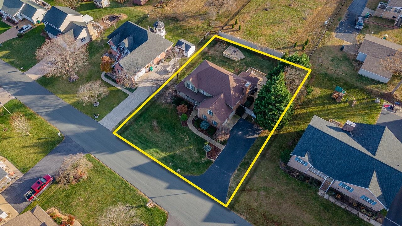 219 NORTHVIEW DR, DAYTON, Virginia 22821, 4 Bedrooms Bedrooms, ,2 BathroomsBathrooms,Residential,219 NORTHVIEW DR,671465 MLS # 671465 219 NORTHVIEW DR, DAYTON, Virginia 22821, 4 Bedrooms Bedrooms, ,2 BathroomsBathrooms,Residential,219 NORTHVIEW DR,671465 MLS # 671465