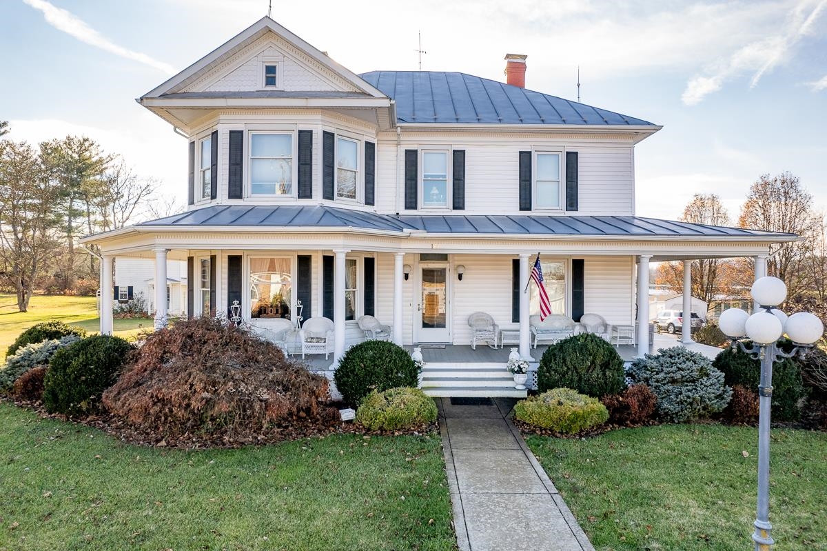 187 HOUFF RD, WEYERS CAVE, Virginia 24486, 6 Bedrooms Bedrooms, ,4 BathroomsBathrooms,Residential,187 HOUFF RD,671466 MLS # 671466