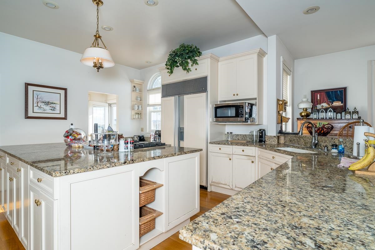 187 HOUFF RD, WEYERS CAVE, Virginia 24486, 6 Bedrooms Bedrooms, ,4 BathroomsBathrooms,Residential,187 HOUFF RD,671466 MLS # 671466