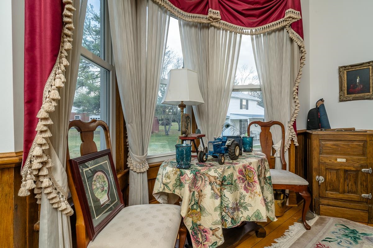 187 HOUFF RD, WEYERS CAVE, Virginia 24486, 6 Bedrooms Bedrooms, ,4 BathroomsBathrooms,Residential,187 HOUFF RD,671466 MLS # 671466