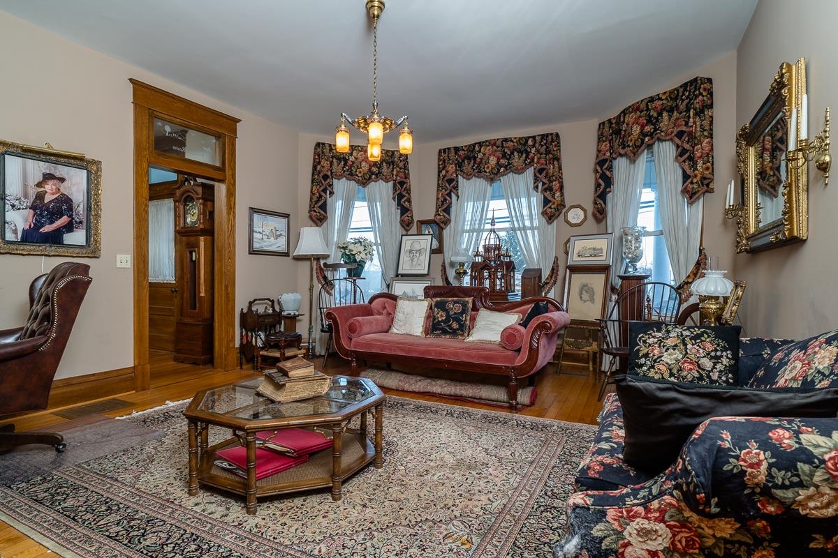 187 HOUFF RD, WEYERS CAVE, Virginia 24486, 6 Bedrooms Bedrooms, ,4 BathroomsBathrooms,Residential,187 HOUFF RD,671466 MLS # 671466