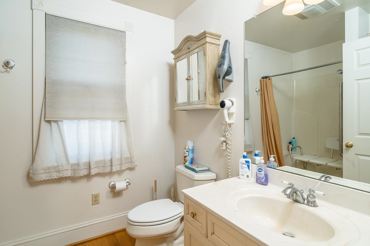 187 HOUFF RD, WEYERS CAVE, Virginia 24486, 6 Bedrooms Bedrooms, ,4 BathroomsBathrooms,Residential,187 HOUFF RD,671466 MLS # 671466