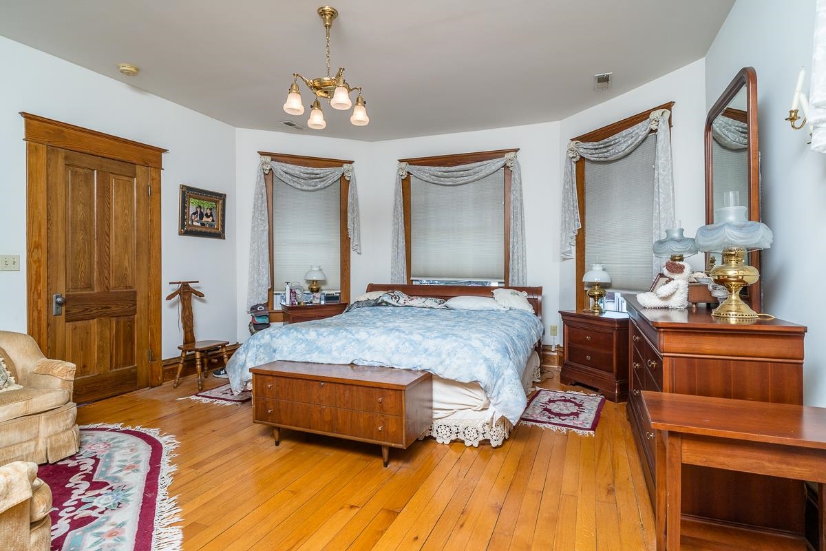 187 HOUFF RD, WEYERS CAVE, Virginia 24486, 6 Bedrooms Bedrooms, ,4 BathroomsBathrooms,Residential,187 HOUFF RD,671466 MLS # 671466