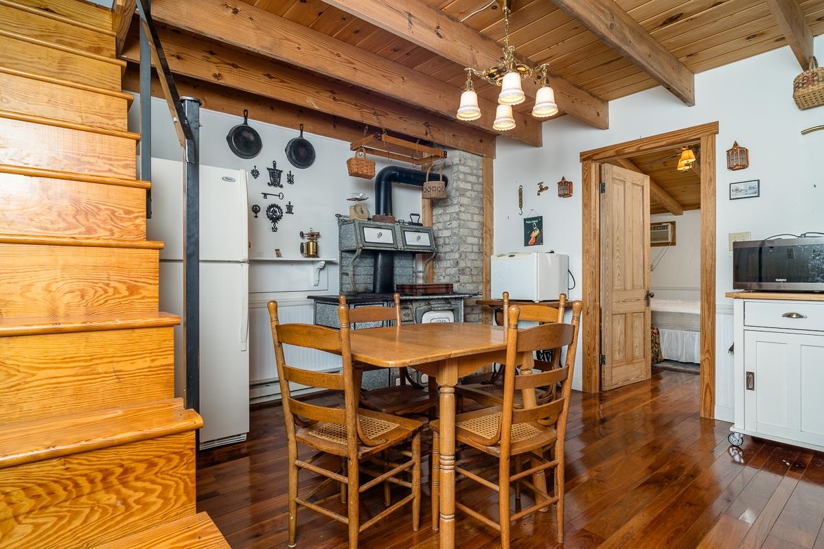 187 HOUFF RD, WEYERS CAVE, Virginia 24486, 6 Bedrooms Bedrooms, ,4 BathroomsBathrooms,Residential,187 HOUFF RD,671466 MLS # 671466