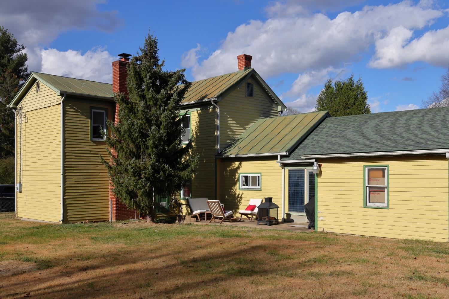 364 N BATH AVE, WAYNESBORO, Virginia 22980, 3 Bedrooms Bedrooms, ,2 BathroomsBathrooms,Residential,Williams,364 N BATH AVE,671467 MLS # 671467