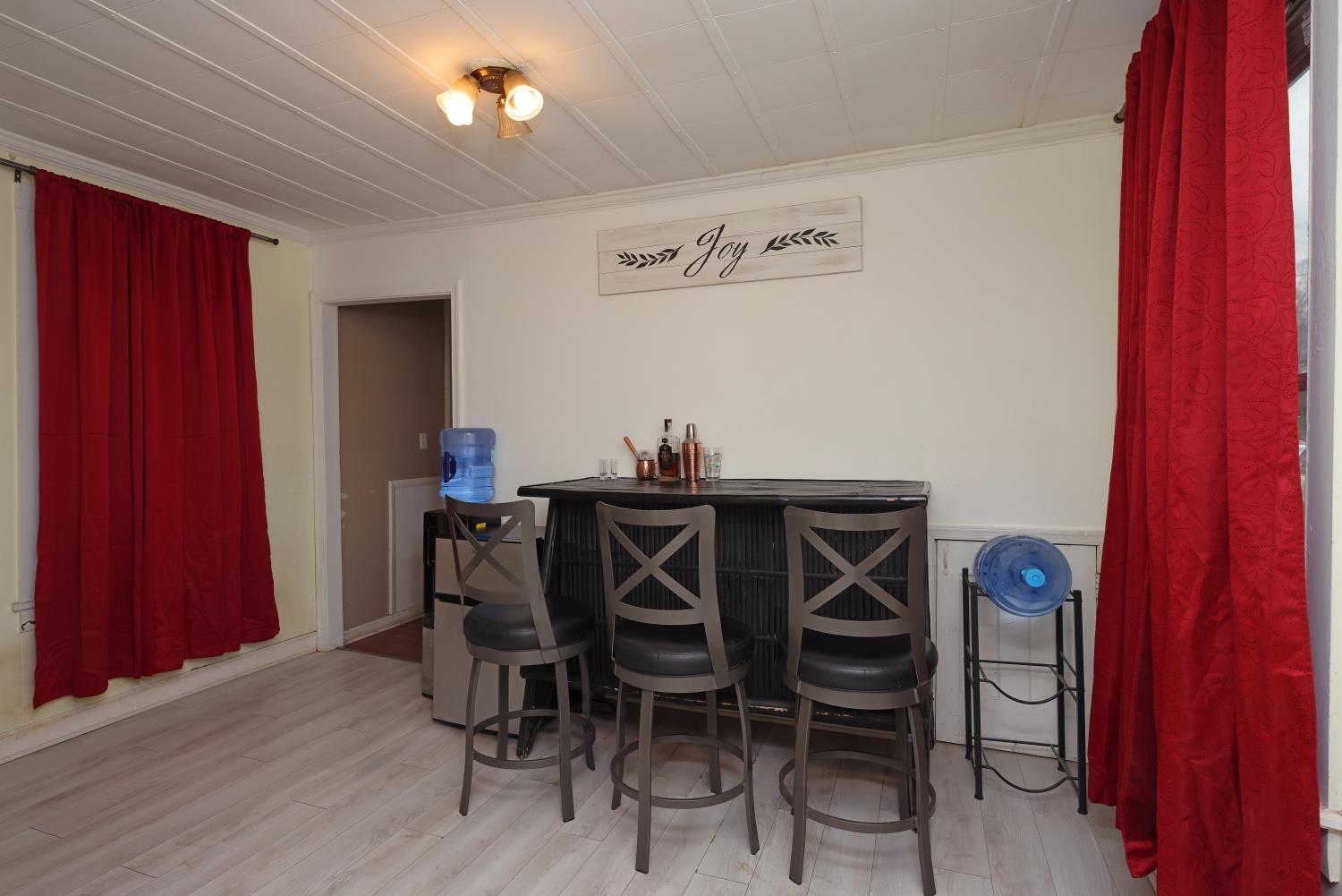 364 N BATH AVE, WAYNESBORO, Virginia 22980, 3 Bedrooms Bedrooms, ,2 BathroomsBathrooms,Residential,Williams,364 N BATH AVE,671467 MLS # 671467