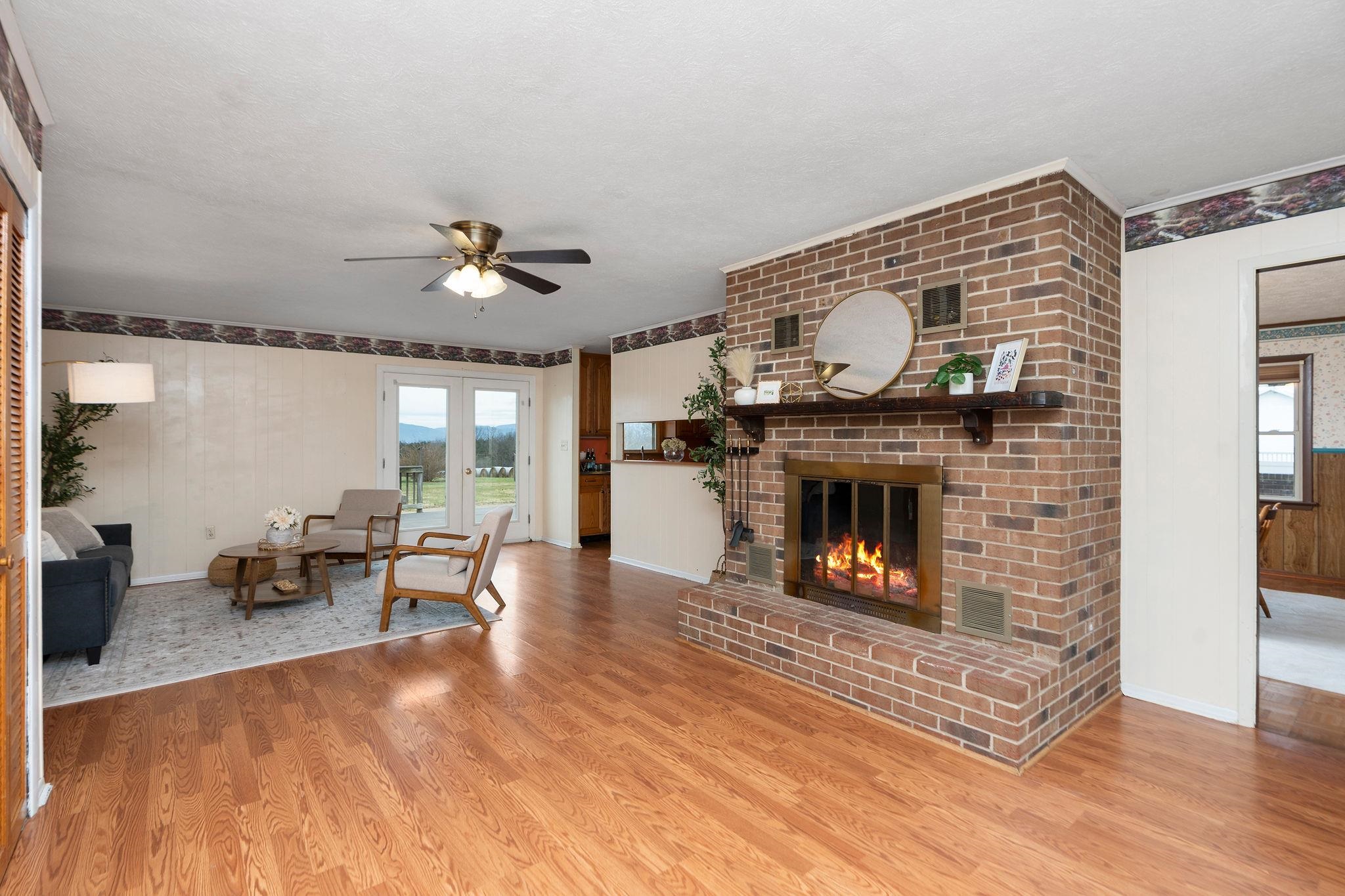 6723 OAK SHADE RD, ROCKINGHAM, Virginia 22802, 3 Bedrooms Bedrooms, ,2 BathroomsBathrooms,Residential,6723 OAK SHADE RD,671469 MLS # 671469