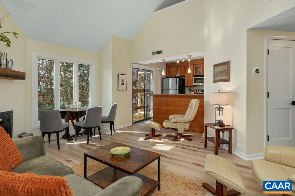 731 LAURELWOOD CONDOS, WINTERGREEN RESORT, Virginia 22967, 2 Bedrooms Bedrooms, ,2 BathroomsBathrooms,Residential,731 LAURELWOOD CONDOS,671076 MLS # 671076