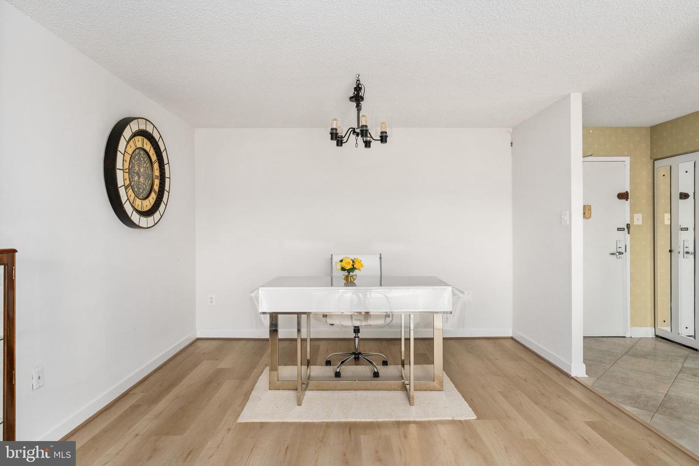 5300 HOLMES RUN PKWY #506, ALEXANDRIA, Virginia 22304, 2 Bedrooms Bedrooms, ,2 BathroomsBathrooms,Residential,For sale,5300 HOLMES RUN PKWY #506,VAAX2049002 MLS # VAAX2049002 5300 HOLMES RUN PKWY #506, ALEXANDRIA, Virginia 22304, 2 Bedrooms Bedrooms, ,2 BathroomsBathrooms,Residential,For sale,5300 HOLMES RUN PKWY #506,VAAX2049002 MLS # VAAX2049002