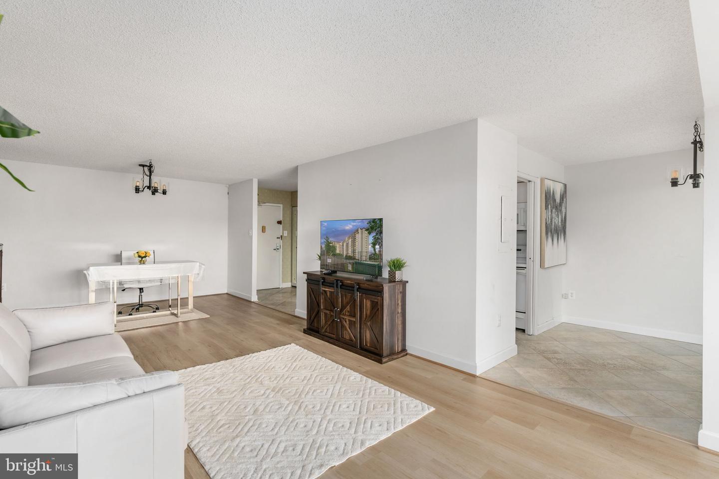 5300 HOLMES RUN PKWY #506, ALEXANDRIA, Virginia 22304, 2 Bedrooms Bedrooms, ,2 BathroomsBathrooms,Residential,For sale,5300 HOLMES RUN PKWY #506,VAAX2049002 MLS # VAAX2049002 5300 HOLMES RUN PKWY #506, ALEXANDRIA, Virginia 22304, 2 Bedrooms Bedrooms, ,2 BathroomsBathrooms,Residential,For sale,5300 HOLMES RUN PKWY #506,VAAX2049002 MLS # VAAX2049002