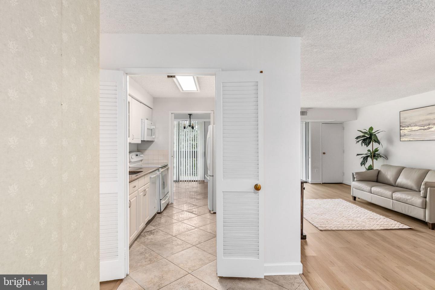 5300 HOLMES RUN PKWY #506, ALEXANDRIA, Virginia 22304, 2 Bedrooms Bedrooms, ,2 BathroomsBathrooms,Residential,For sale,5300 HOLMES RUN PKWY #506,VAAX2049002 MLS # VAAX2049002 5300 HOLMES RUN PKWY #506, ALEXANDRIA, Virginia 22304, 2 Bedrooms Bedrooms, ,2 BathroomsBathrooms,Residential,For sale,5300 HOLMES RUN PKWY #506,VAAX2049002 MLS # VAAX2049002