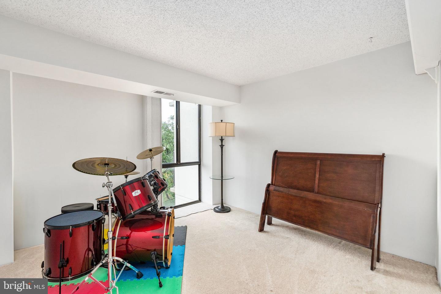 5300 HOLMES RUN PKWY #506, ALEXANDRIA, Virginia 22304, 2 Bedrooms Bedrooms, ,2 BathroomsBathrooms,Residential,For sale,5300 HOLMES RUN PKWY #506,VAAX2049002 MLS # VAAX2049002 5300 HOLMES RUN PKWY #506, ALEXANDRIA, Virginia 22304, 2 Bedrooms Bedrooms, ,2 BathroomsBathrooms,Residential,For sale,5300 HOLMES RUN PKWY #506,VAAX2049002 MLS # VAAX2049002