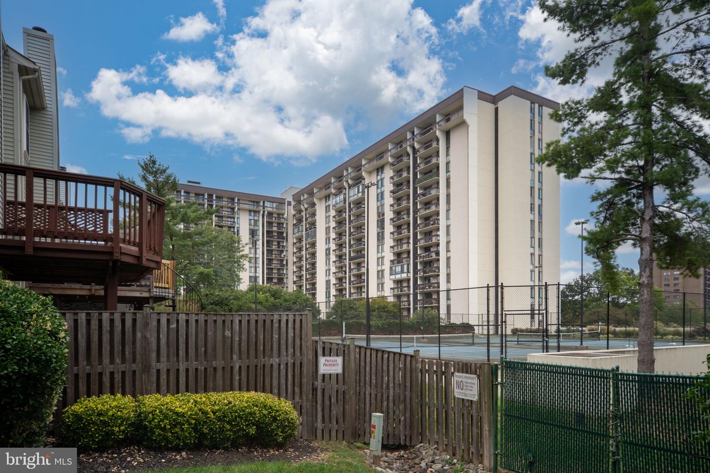 5300 HOLMES RUN PKWY #506, ALEXANDRIA, Virginia 22304, 2 Bedrooms Bedrooms, ,2 BathroomsBathrooms,Residential,For sale,5300 HOLMES RUN PKWY #506,VAAX2049002 MLS # VAAX2049002 5300 HOLMES RUN PKWY #506, ALEXANDRIA, Virginia 22304, 2 Bedrooms Bedrooms, ,2 BathroomsBathrooms,Residential,For sale,5300 HOLMES RUN PKWY #506,VAAX2049002 MLS # VAAX2049002