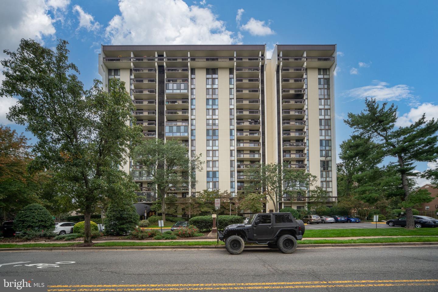 5300 HOLMES RUN PKWY #506, ALEXANDRIA, Virginia 22304, 2 Bedrooms Bedrooms, ,2 BathroomsBathrooms,Residential,For sale,5300 HOLMES RUN PKWY #506,VAAX2049002 MLS # VAAX2049002 5300 HOLMES RUN PKWY #506, ALEXANDRIA, Virginia 22304, 2 Bedrooms Bedrooms, ,2 BathroomsBathrooms,Residential,For sale,5300 HOLMES RUN PKWY #506,VAAX2049002 MLS # VAAX2049002