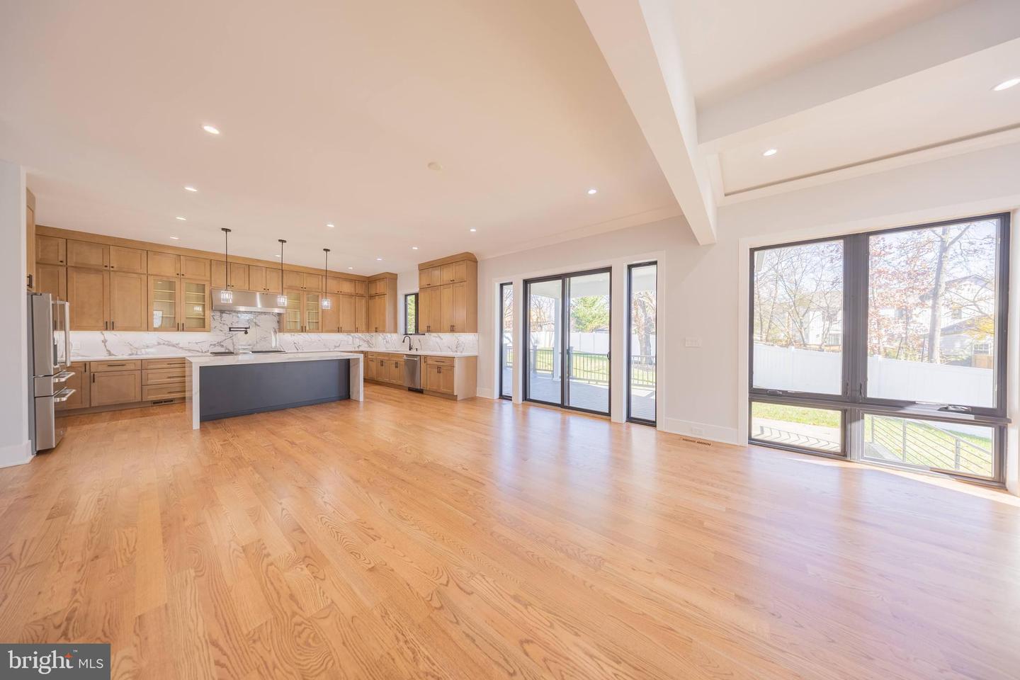 1929 WARE RD, FALLS CHURCH, Virginia 22043, 6 Bedrooms Bedrooms, ,6 BathroomsBathrooms,Residential,For sale,1929 WARE RD,VAFX2268110 MLS # VAFX2268110