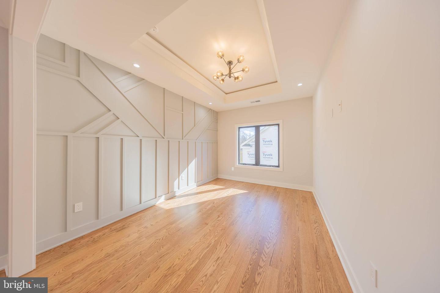 1929 WARE RD, FALLS CHURCH, Virginia 22043, 6 Bedrooms Bedrooms, ,6 BathroomsBathrooms,Residential,For sale,1929 WARE RD,VAFX2268110 MLS # VAFX2268110