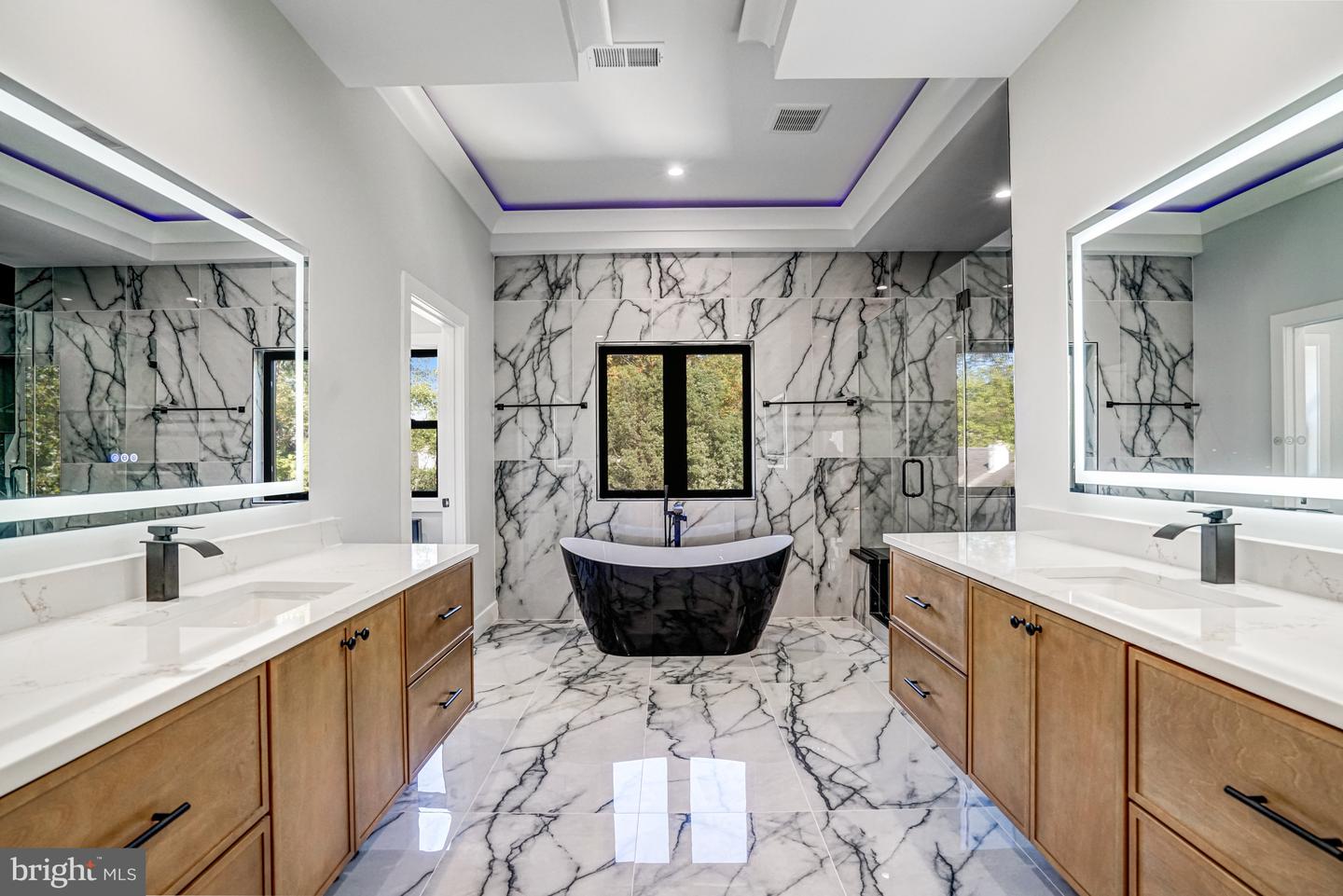 1929 WARE RD, FALLS CHURCH, Virginia 22043, 6 Bedrooms Bedrooms, ,6 BathroomsBathrooms,Residential,For sale,1929 WARE RD,VAFX2268110 MLS # VAFX2268110