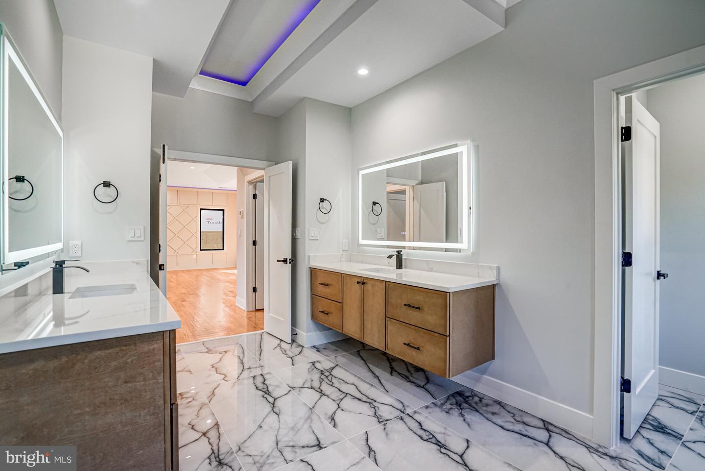 1929 WARE RD, FALLS CHURCH, Virginia 22043, 6 Bedrooms Bedrooms, ,6 BathroomsBathrooms,Residential,For sale,1929 WARE RD,VAFX2268110 MLS # VAFX2268110