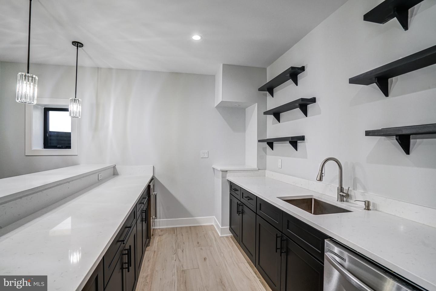 1929 WARE RD, FALLS CHURCH, Virginia 22043, 6 Bedrooms Bedrooms, ,6 BathroomsBathrooms,Residential,For sale,1929 WARE RD,VAFX2268110 MLS # VAFX2268110