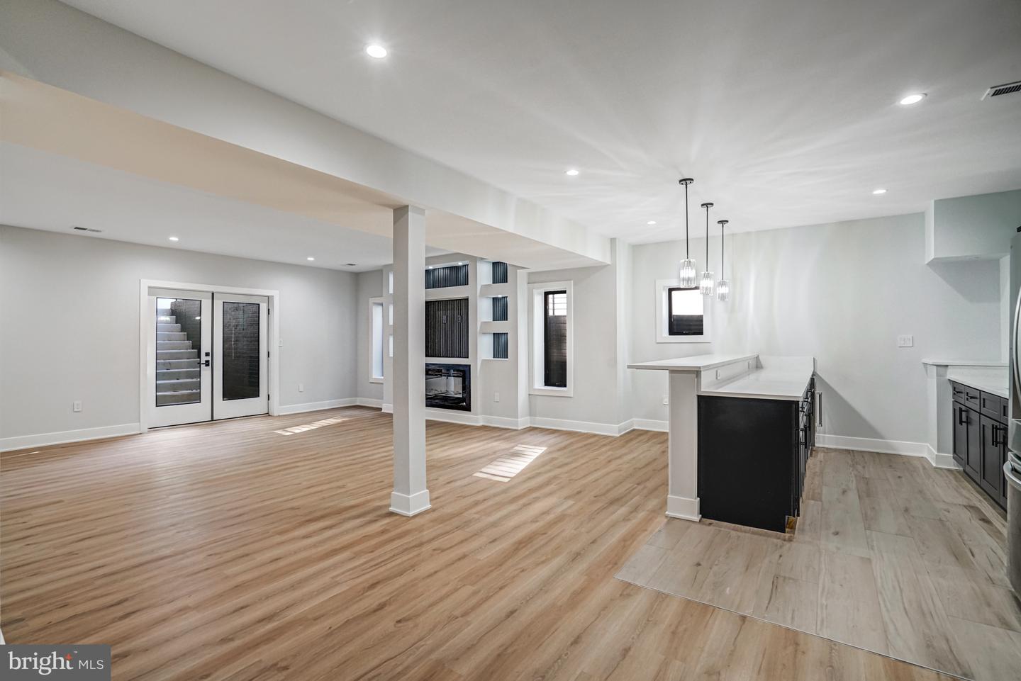 1929 WARE RD, FALLS CHURCH, Virginia 22043, 6 Bedrooms Bedrooms, ,6 BathroomsBathrooms,Residential,For sale,1929 WARE RD,VAFX2268110 MLS # VAFX2268110