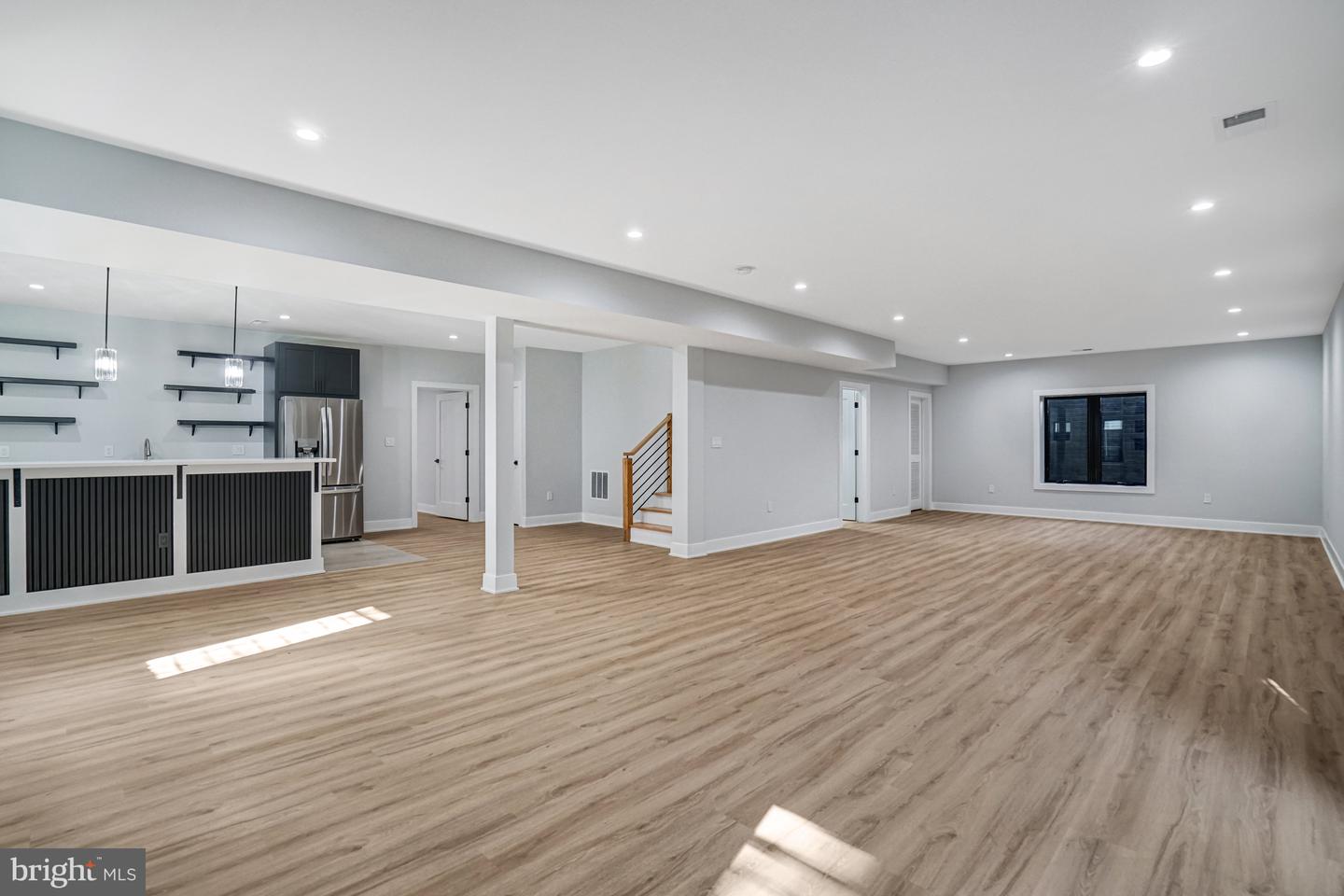 1929 WARE RD, FALLS CHURCH, Virginia 22043, 6 Bedrooms Bedrooms, ,6 BathroomsBathrooms,Residential,For sale,1929 WARE RD,VAFX2268110 MLS # VAFX2268110