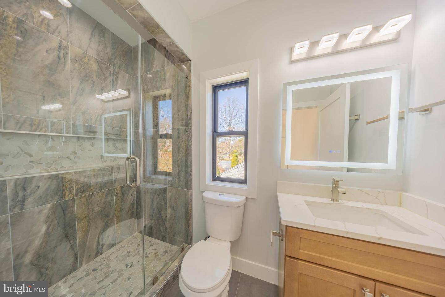 1929 WARE RD, FALLS CHURCH, Virginia 22043, 6 Bedrooms Bedrooms, ,6 BathroomsBathrooms,Residential,For sale,1929 WARE RD,VAFX2268110 MLS # VAFX2268110