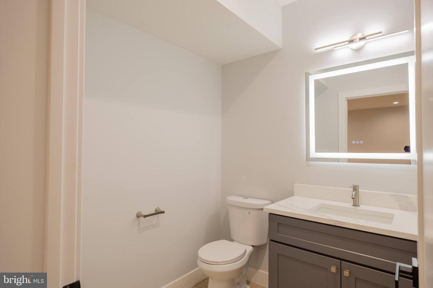 1929 WARE RD, FALLS CHURCH, Virginia 22043, 6 Bedrooms Bedrooms, ,6 BathroomsBathrooms,Residential,For sale,1929 WARE RD,VAFX2268110 MLS # VAFX2268110