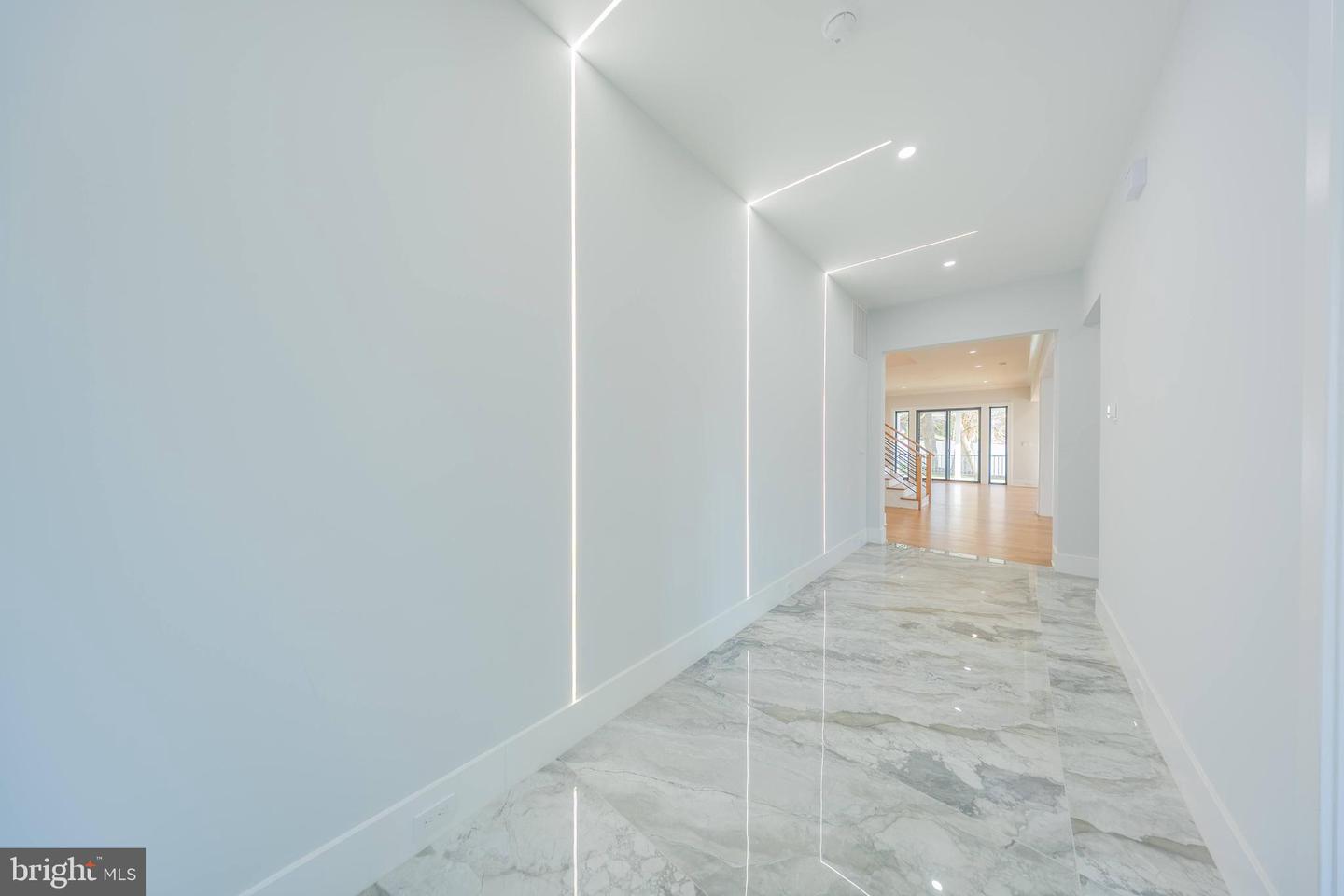 1929 WARE RD, FALLS CHURCH, Virginia 22043, 6 Bedrooms Bedrooms, ,6 BathroomsBathrooms,Residential,For sale,1929 WARE RD,VAFX2268110 MLS # VAFX2268110