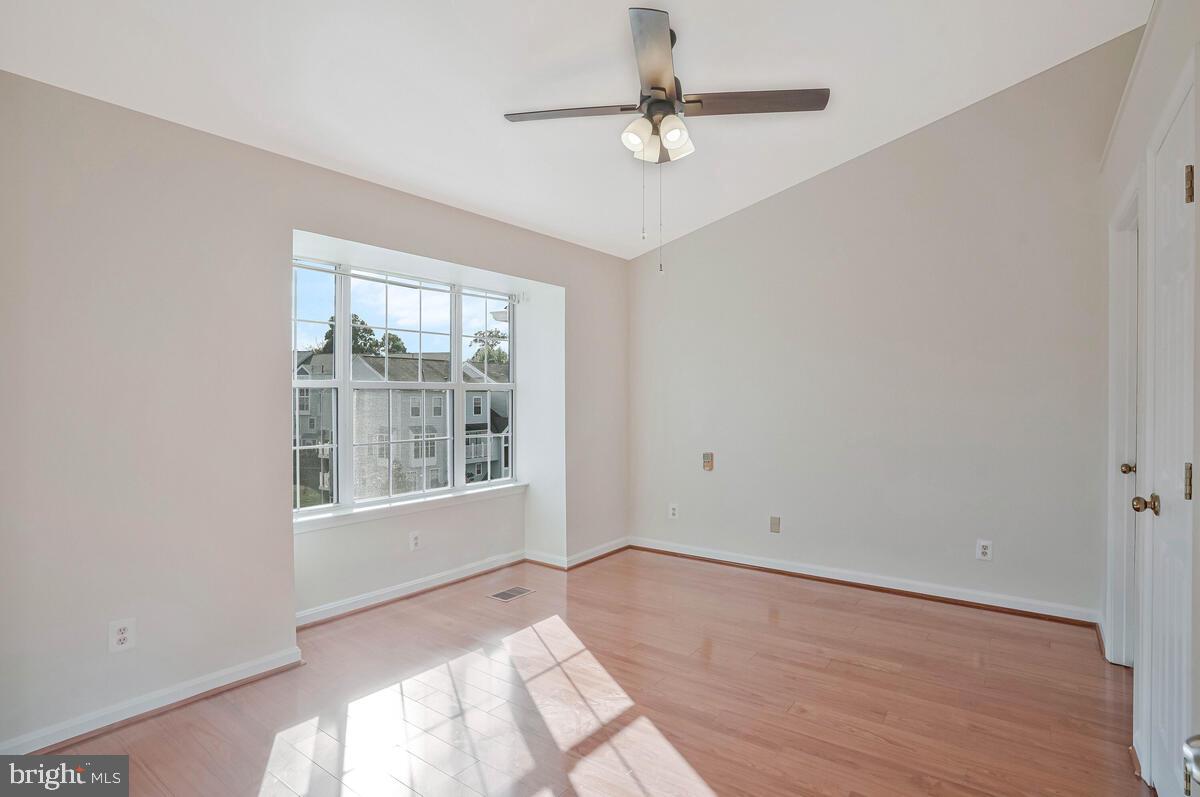 11761 TOLSON PL #11761, WOODBRIDGE, Virginia 22192, 2 Bedrooms Bedrooms, ,2 BathroomsBathrooms,Residential,For sale,11761 TOLSON PL #11761,VAPW2106214 MLS # VAPW2106214