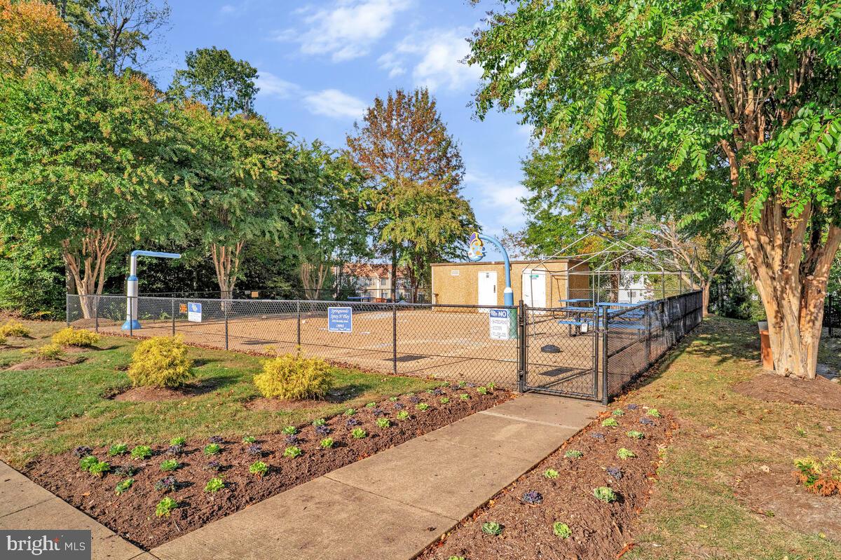 11761 TOLSON PL #11761, WOODBRIDGE, Virginia 22192, 2 Bedrooms Bedrooms, ,2 BathroomsBathrooms,Residential,For sale,11761 TOLSON PL #11761,VAPW2106214 MLS # VAPW2106214